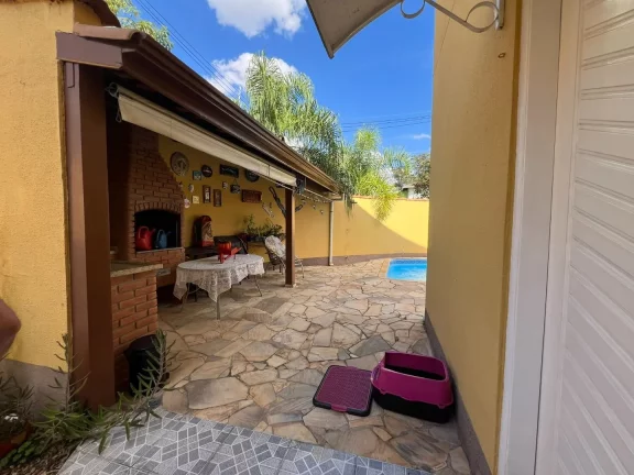Imagem Sobrado com 4 dormitórios à venda, 154 m² por R$ 899.000,00 - Colônia - Jundiaí/SP