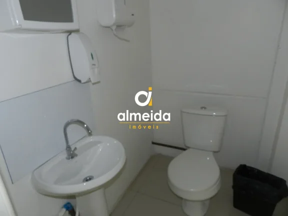 Imagem MARAVILHOSO PREDIO COMERCIAL COM ESTACIONAMENTO!