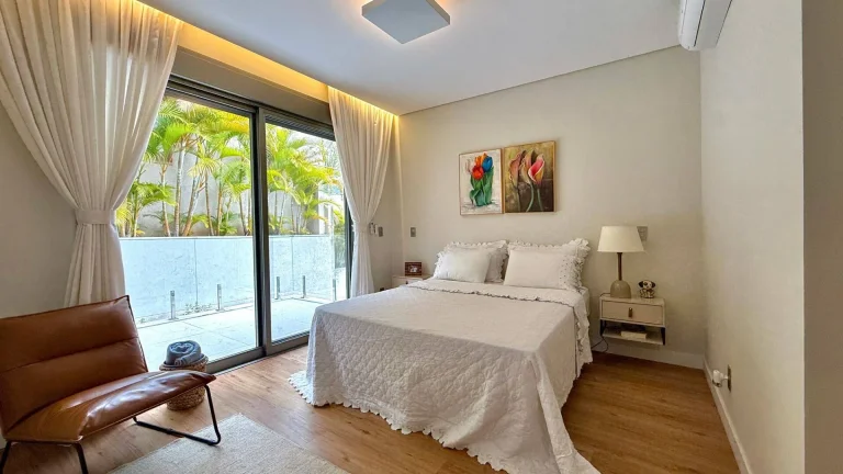Imagem Casa com 4 suites à venda, 440 m² por R$ 9.000.000 - Alphaville - Santana de Parnaíba/SP