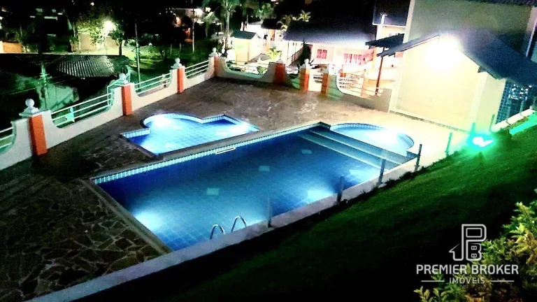 Imagem Casa à venda, 162 m² por R$ 850.000,00 - Bom Retiro - Teresópolis/RJ