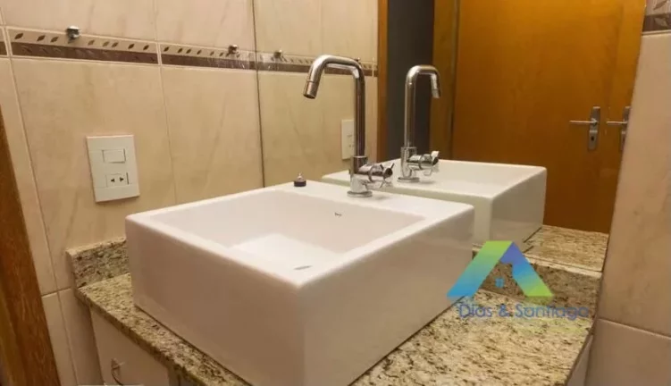 Imagem Alto Do Ipiranga Sobrado Alto Padrão, 154 metros, 3 dormitórios, sendo 1 suíte, 3 vagas com excelente localização e valor !!!