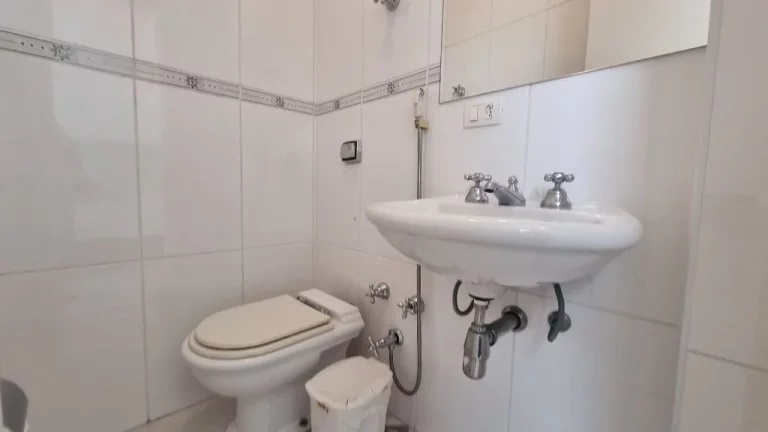 Imagem Apartamento com 3 dormitórios à venda, 100 m² - Pitangueiras - Guarujá/SP