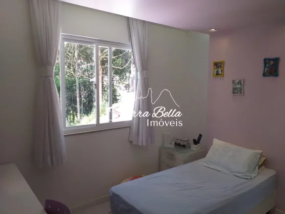 Imagem Casa com 4 dormitórios à venda, 122 m² por R$ 950.000,00 - Bom Retiro - Teresópolis/RJ