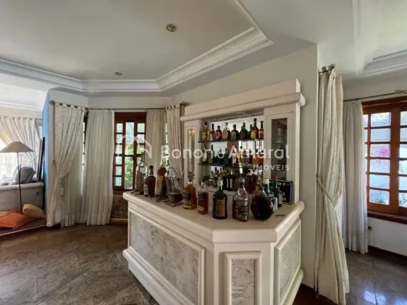 Imagem Casa charmosa e aconchegante com ambientes bem distribuídos, oferecendo hall de entrada com lavabo,...