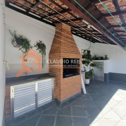 Imagem Sobrado com 3 Quartos à venda, 195m² - Campo Grande