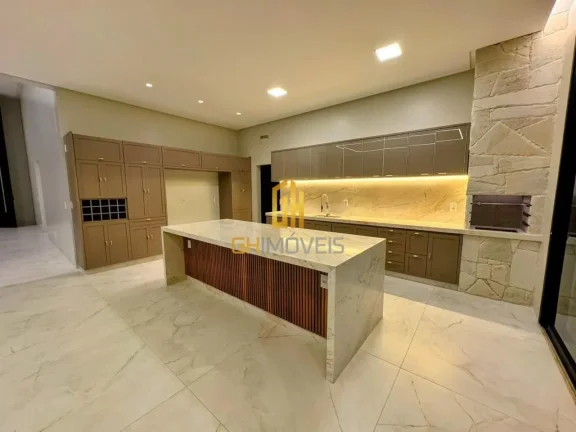 Imagem CA1821- Casa 3 quartos no Condomínio Portal do Sol Garden Golf, em terreno com 567m² com 290m² de...