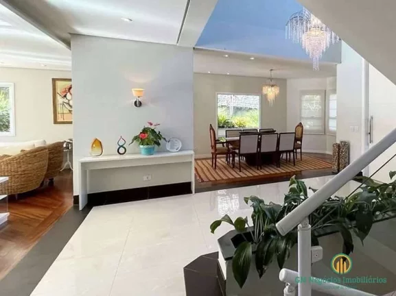 Imagem Rua São João - Miolo Granja. 5 suítes, piscina, gourmet, quadra tênis!