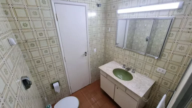 Imagem Apartamento com 3 dormitórios à venda, 140 m² por R$ 850.000,00 - Pitangueiras - Guarujá/SP