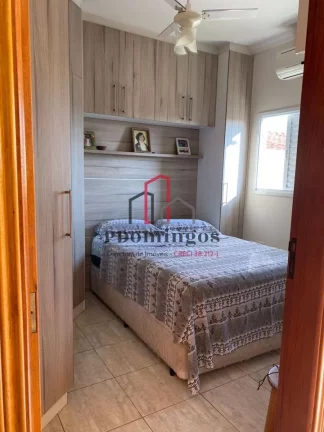 Imagem CASA ESPAÇOSA, C/ MÓVEIS PLANEJADOS – PRONTA PARA MORAR – R$ 550 mil – JD. CARMEM CRISTINA – HORTOLÂNDIA