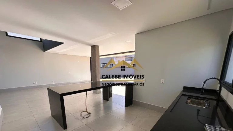 Imagem Sobrado com 3 dormitórios à venda, 258 m² por R$ 1.500.000,00 - Village Manacá - Cesário Lange/SP