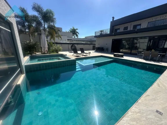 Imagem  Casa de Alto Padrão em Condomínio Exclusivo - Atibaia/SP