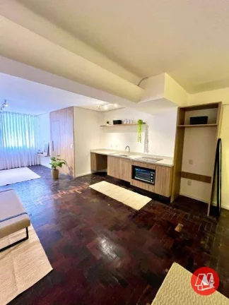Imagem Loftna rua dos Andradas com 47 m², reformado e mobiliado.