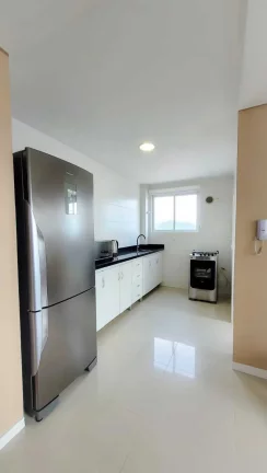 Imagem Apartamento com 3 dormitórios sendo 1 suíte e 2 vagas de garagem em Balneário Camboriú/SC