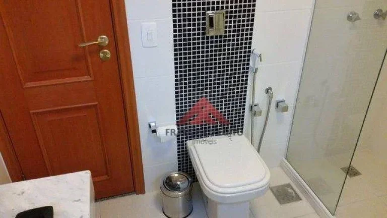 Imagem Apartamento, 3 qtos, 3 stes, 3 vagas