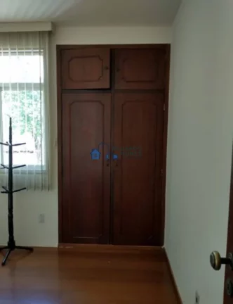 Foto do imóvel: Ótimo apartamento de 04 quartos no Bairro Santo Antônio.