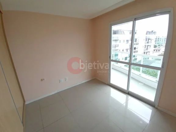 Imagem Cobertura, 3 quartos, a 200 metros da Praia do Forte, Algodoal - Cabo Frio