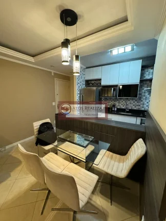 Imagem Imóvel aconchegante para alugar com 2 quartos e 1 banheiro no total. Este imóvel está bem equipado, é ideal para quem procura conforto e comodidade. O condomínio é bem equipado com diversas instalações, apropriado para quem busca lazer sem sair de casa e 