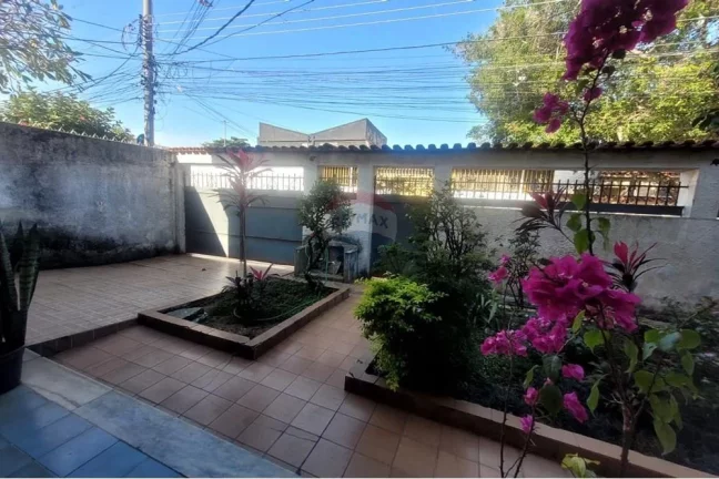 Imagem Casa á venda com 3 quartos com 708m² em Campinho - Rio de Janeiro