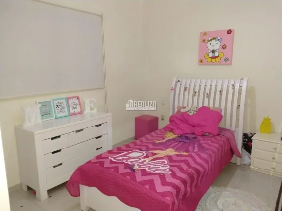 Imagem Casa à venda no Jardim Nenê Gomes, Uberaba