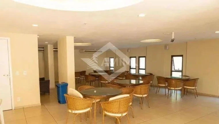 Imagem Maravilhoso Apartamento de 2 Quartos no Condomínio Enseada – Centro