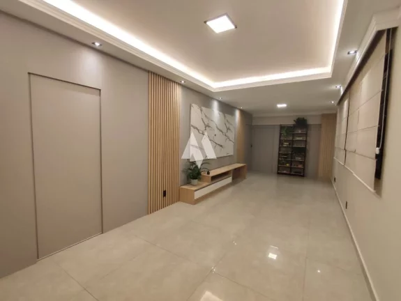 Imagem Cobertura Penthouse à venda com 3 dormitórios, Spa privativo e Vista para o mar no bairro da Pompéia em Santos/SP