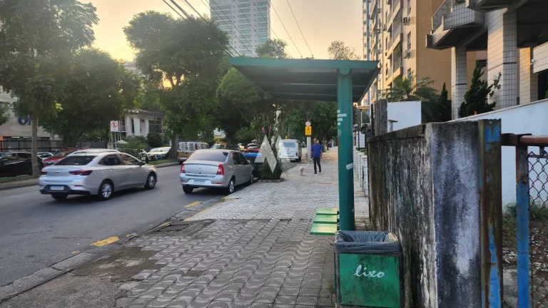 Imagem Oportunidade Única de Locação de Terreno na Ponta da Praia, Santos