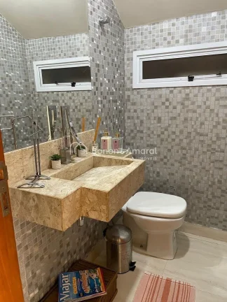 Imagem Sobrado de Luxo com 3 Suítes e Infraestrutura Completa

Este magnífico sobrado oferece o equilíbr...