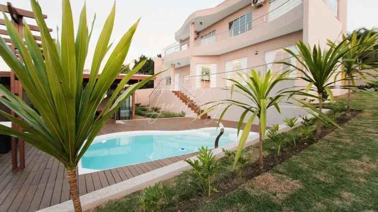 Imagem Casa à venda no bairro Butiatuvinha em Curitiba/PR