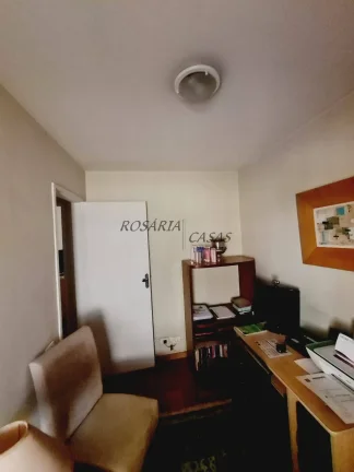 Imagem VENDO APARTAMENTO NA RUA APINAGES !!!