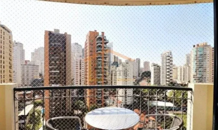 Imagem Apartamento à venda em Santana com 140 m², vista panorâmica para a Serra da Cantareira. São 3 su...