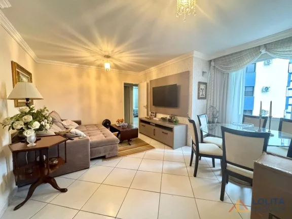 Apartamento a venda com 3 quartos no Centro de Florianópolis/SC