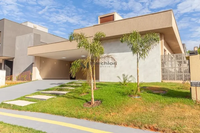 Imagem Casa Térrea Alto Padrão no Portal do Sol Golfe Clube Goiânia