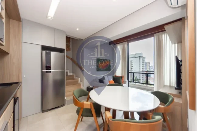 Imagem Imperdível oportunidade de adquirir um apartamento de 2 quartos com 2 suítes e 2 vagas de garagem em Pinheiros, São Paulo-SP!