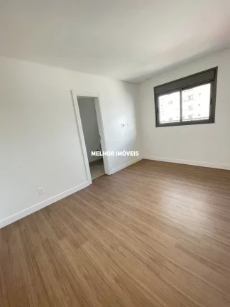 Imagem Apartamento com 04 Dormitórios no Centro de Balneário Camboriú