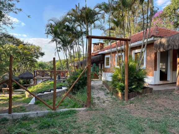 Imagem Sítio com 2 dormitórios à venda, 3500 m² por R$ 2.200.000,00 - Copaco - Arujá/SP