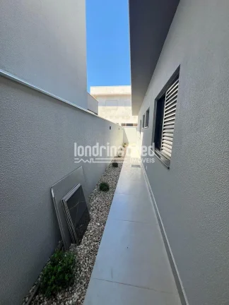 Imagem Casa Térrea à Venda no Condomínio Araçari com 3 Suítes, 144m² de Construção em Terreno de 256m²
