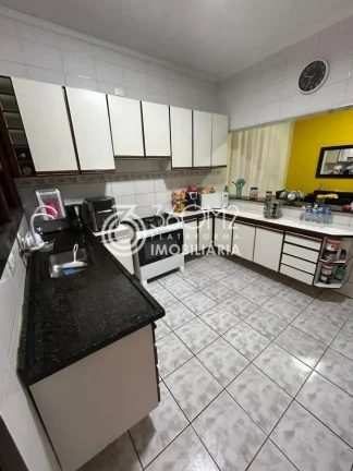 Imagem Sobrado para Venda em Santo André / SP no bairro Vila Linda