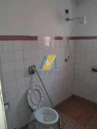 Imagem Casa à Venda-Duas Moradias no Mesmo Terreno | Ótima Oportunidade