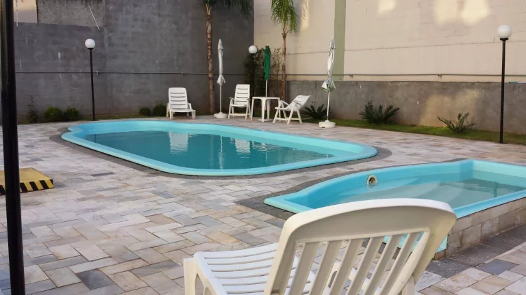 Imagem Apartamento com 2 dormitórios à venda, 54 m² por R$ 270.000 - Parque São Vicente - Mauá/SP