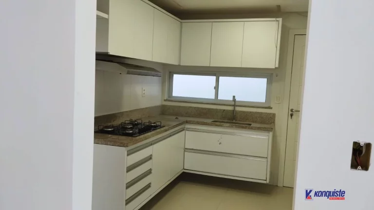 Imagem VENDO UMA EXECELENTE CASA NO CONDOMINIO