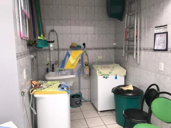 Imagem VENDO casa no Parque Novo Oratório com 6 vagas de garagem!!!!