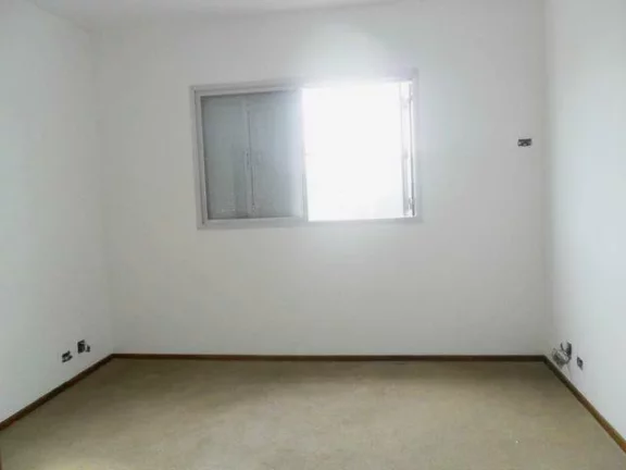 Imagem Praia de Pitangueiras, Altíssimo Padrão, Varanda Espetacular com Vista para o Mar, 2 Garagens, Lazer, 250 m² de área útil.
