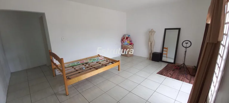 Imagem Casa de 3 dormitórios financiável na Carolina