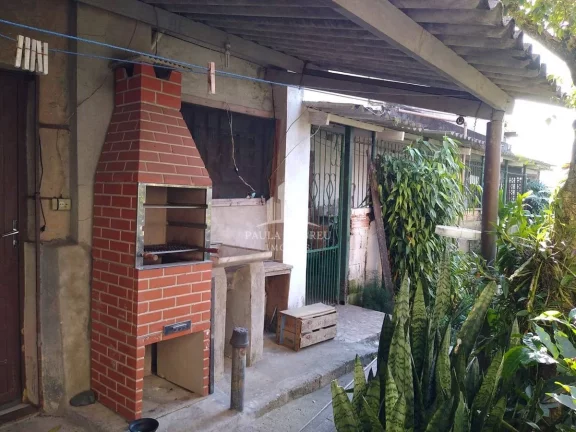 Imagem São 3 casas 196m², Escritura, 2 vagas, são 3, 3 e 4 cômodos com 2 banheiros no Itapark, Mauál-SP