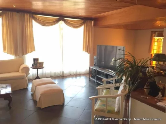 Imagem Casa com 3 dormitórios à venda, 310 m² por R$ 1.500.000,00 - Granja Viana - Carapicuíba/SP