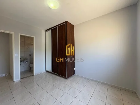Imagem Casa 3 quartos, Mansões Paraiso, 370.000,00

A casa possui:

- Sala;
- 3 quartos, sendo 1 suite;
- ...