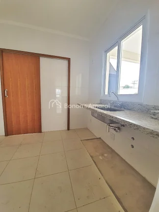 Imagem Excelente oportunidade de adquirir sua casa dos sonhos em um charmoso condomínio, situado ao lado d...