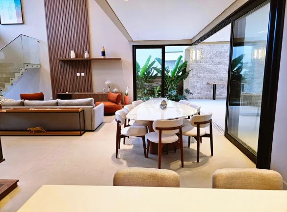 Imagem Casa de Luxo à Venda na Riviera de São Lourenço Módulo 16: 5 Quartos, 5 Suítes, Piscina e Área Gourmet