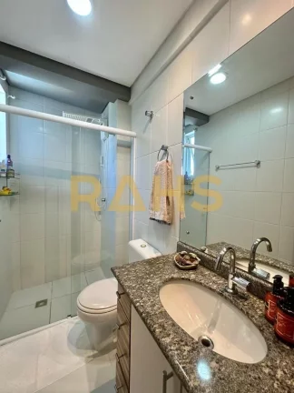 Imagem Apartamento Espaçoso com 1 Suíte + 2 Quartos no Bairro Atiradores, divisa com Anita Garibaldi. Loc...