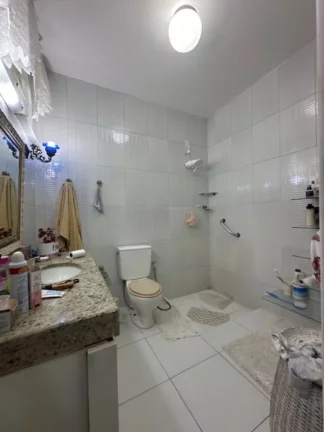 Imagem A 5ª Avenida Imóveis apresenta esta bem localizada CASA TÉRREA, c/ 3 Suites + anexo, ideal p/ fins RESIDENCIAL e ou COMERCIAL, melhor ponto da Pituba